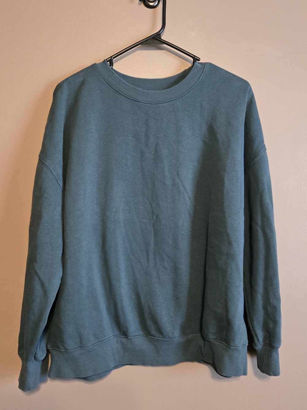 Old Navy Women's Crewneck Sweatshirt in Teal Green